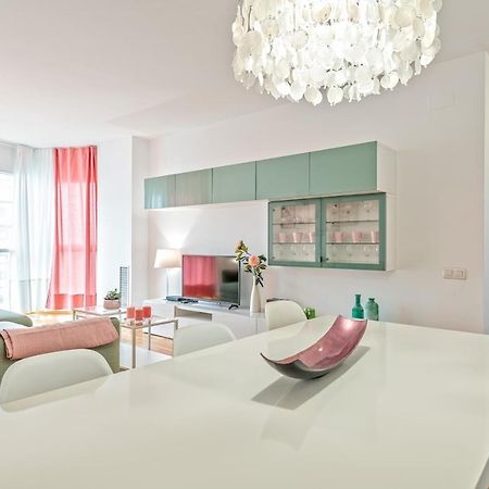 Calido Apartamento Con Piscina En Barcelona Ripollet Eksteriør billede