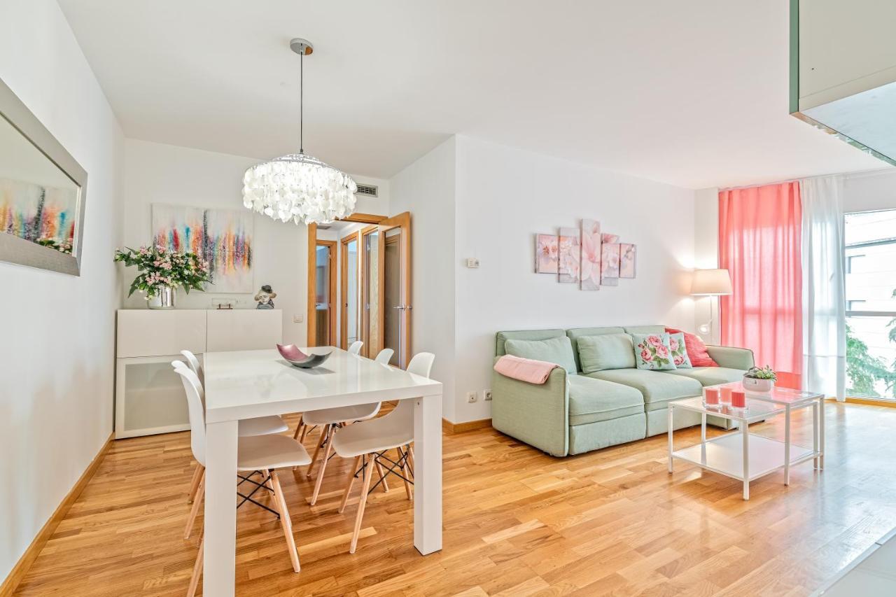 Calido Apartamento Con Piscina En Barcelona Ripollet Eksteriør billede