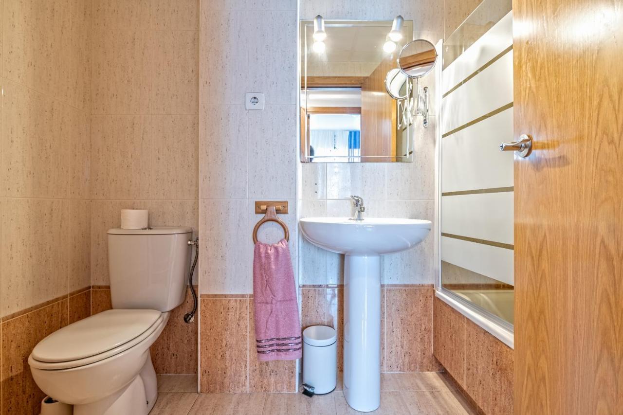 Calido Apartamento Con Piscina En Barcelona Ripollet Eksteriør billede