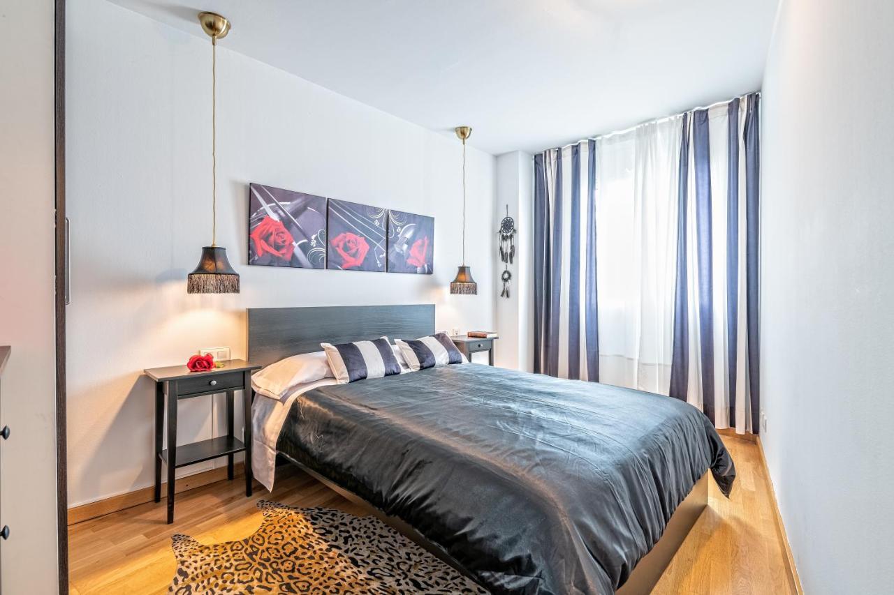 Calido Apartamento Con Piscina En Barcelona Ripollet Eksteriør billede